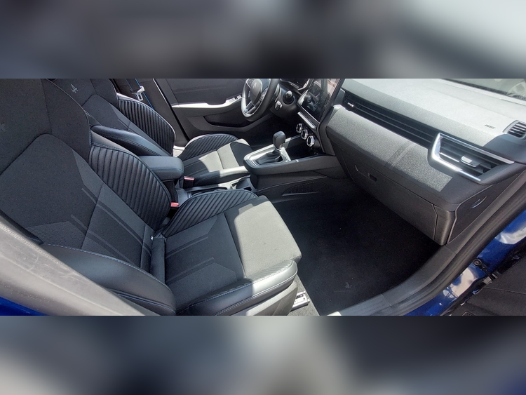 Renault Clio hybr 145cv foto 10